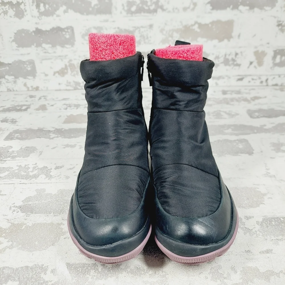 Camper Peu Pista GORE-TEX Black Ankle Boots W974 - Picture 3 of 12